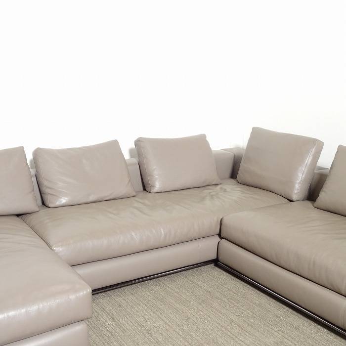 Minotti ミノッティ HAMILTON ハミルトン カウチソファ 本革 入荷しま