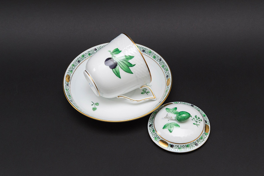 ヘレンド アピシウスのハーブ ハーブティーカップ＆ソーサーを買い取り