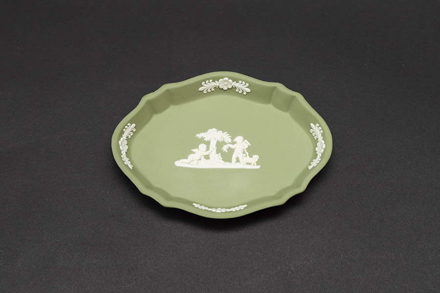 ウェッジウッド ジャスパー（セージグリーン） シルバートレイを