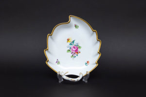 ロイヤル・コペンハーゲン ブルーフルーテッドジャパニーズ リーフ