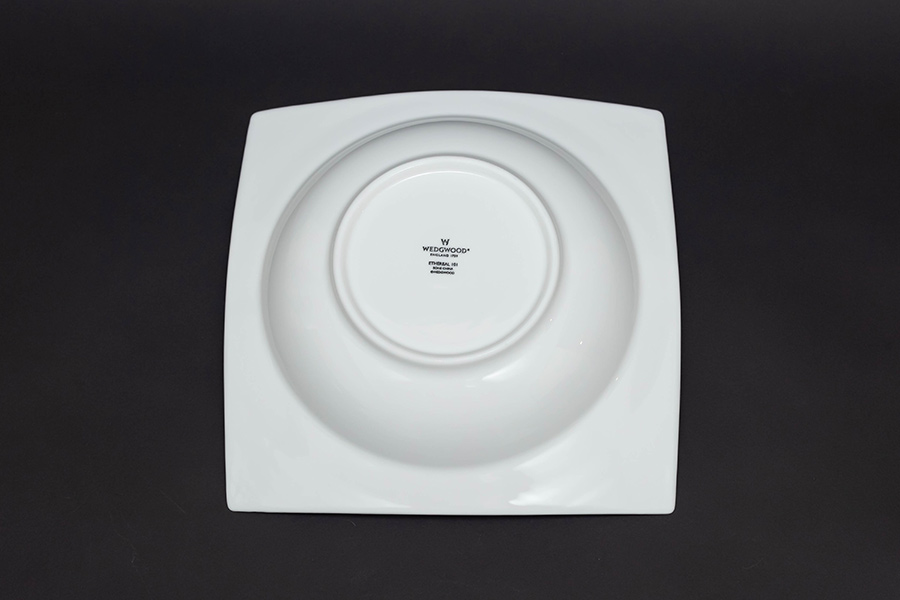 ウェッジウッド エスリアル101 スクエアボウルを買い取りました