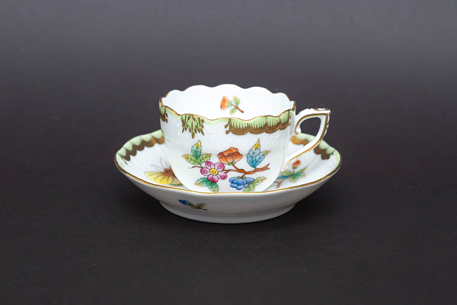 ヘレンド ヴィクトリア・ブーケ モカカップ＆ソーサーを買い取りました