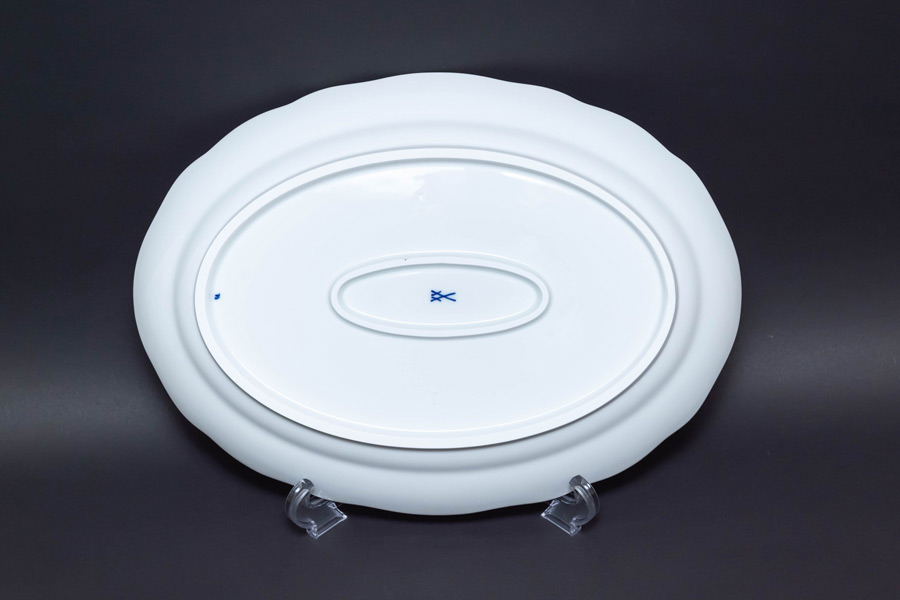 マイセン ブルーオニオン 37cmオーバルプラターを買い取りました