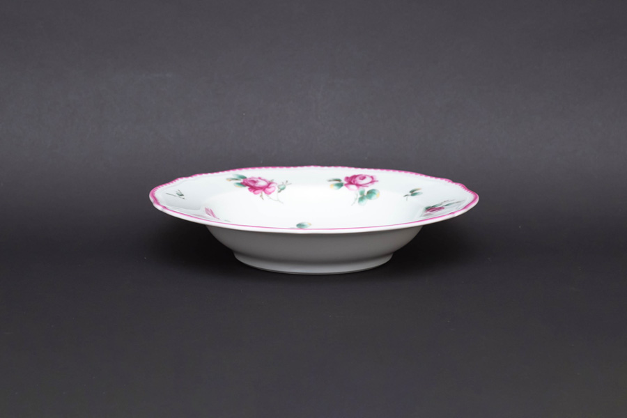 リチャード・ジノリ アンティックローズ スーププレートを買い取りまし