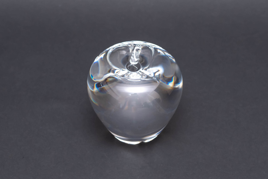 スチューベン クリスタル アップルを買い取りました｜ブランド食器買取