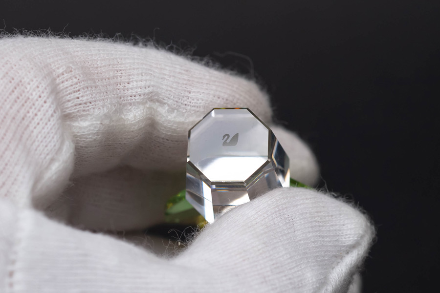 スワロフスキー ハッピーフラワーズ イエローチューリップを買い取り