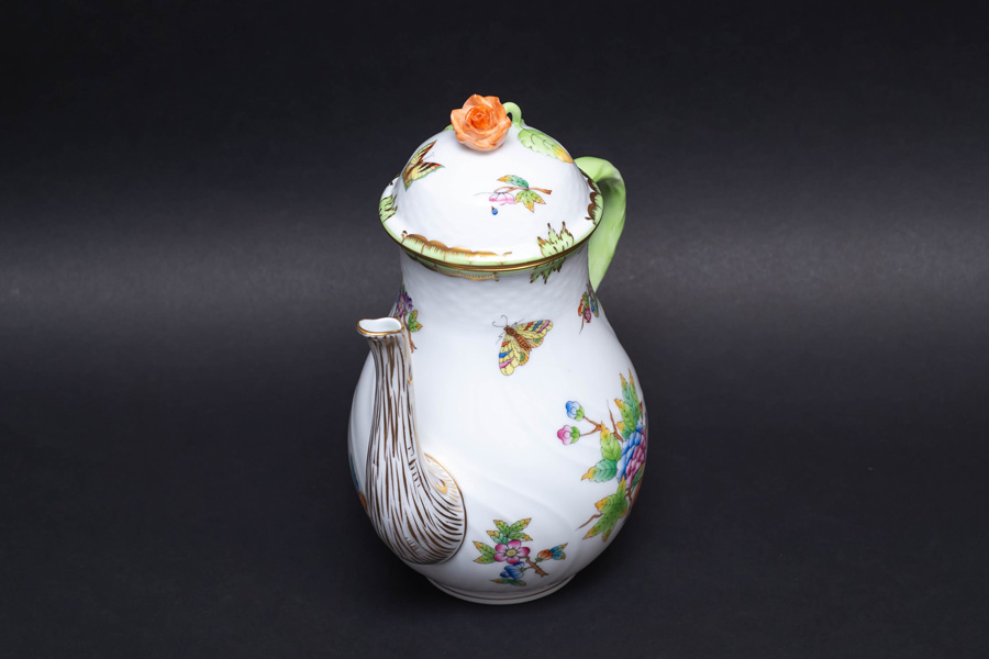 ヘレンド ヴィクトリア・ブーケ コーヒーポットを買い取りました