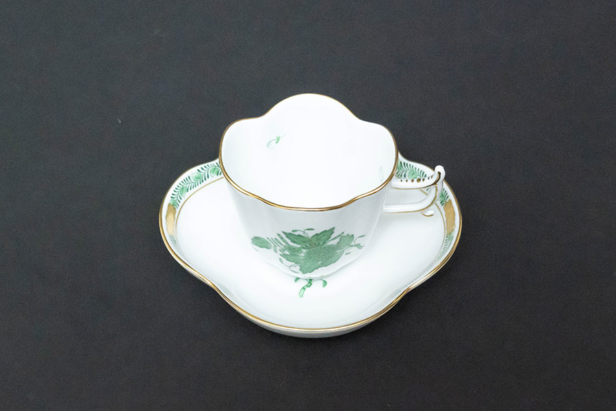 ヘレンド アポニー・グリーン コーヒーカップ＆ソーサー（楕円）を