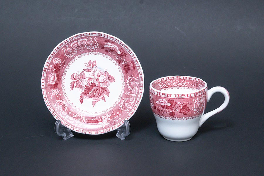 スポード ピンクカミラ デミタスカップ＆ソーサーを買い取りました