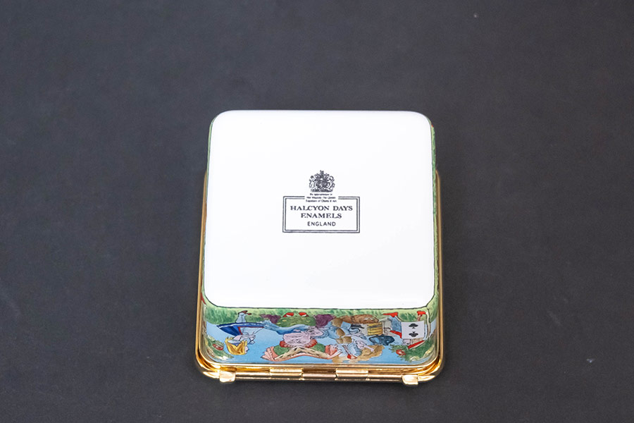 ハルシオン・デイズ エナメルボックス『Alice in Wonderland（不思議の