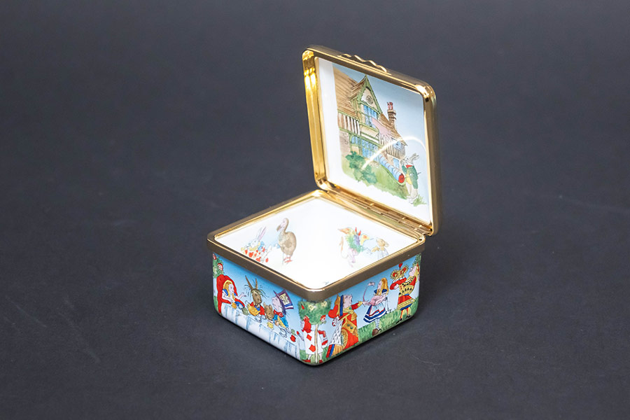 ハルシオン・デイズ エナメルボックス『Alice in Wonderland（不思議の