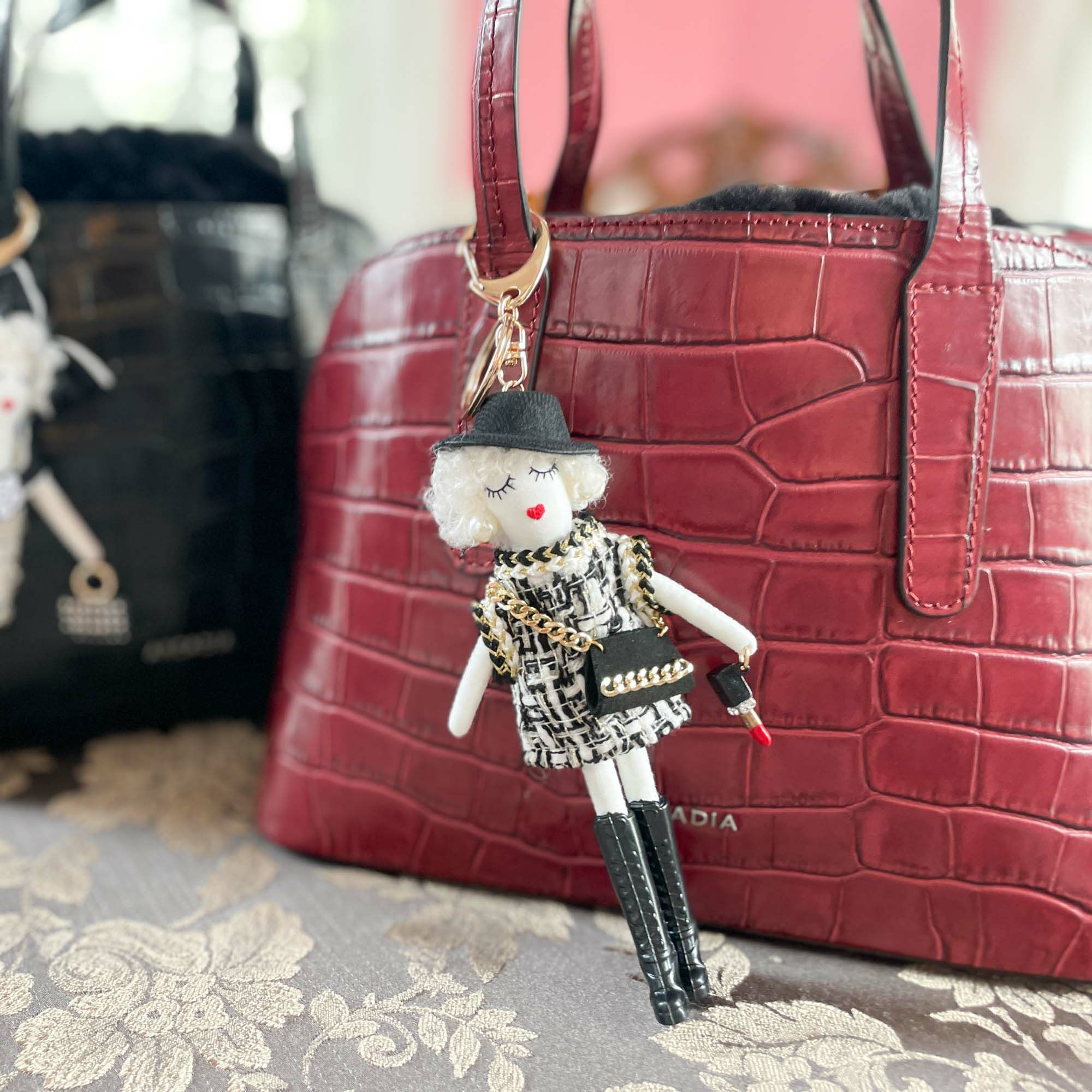 ドールチャーム | SEVEN SISTERS