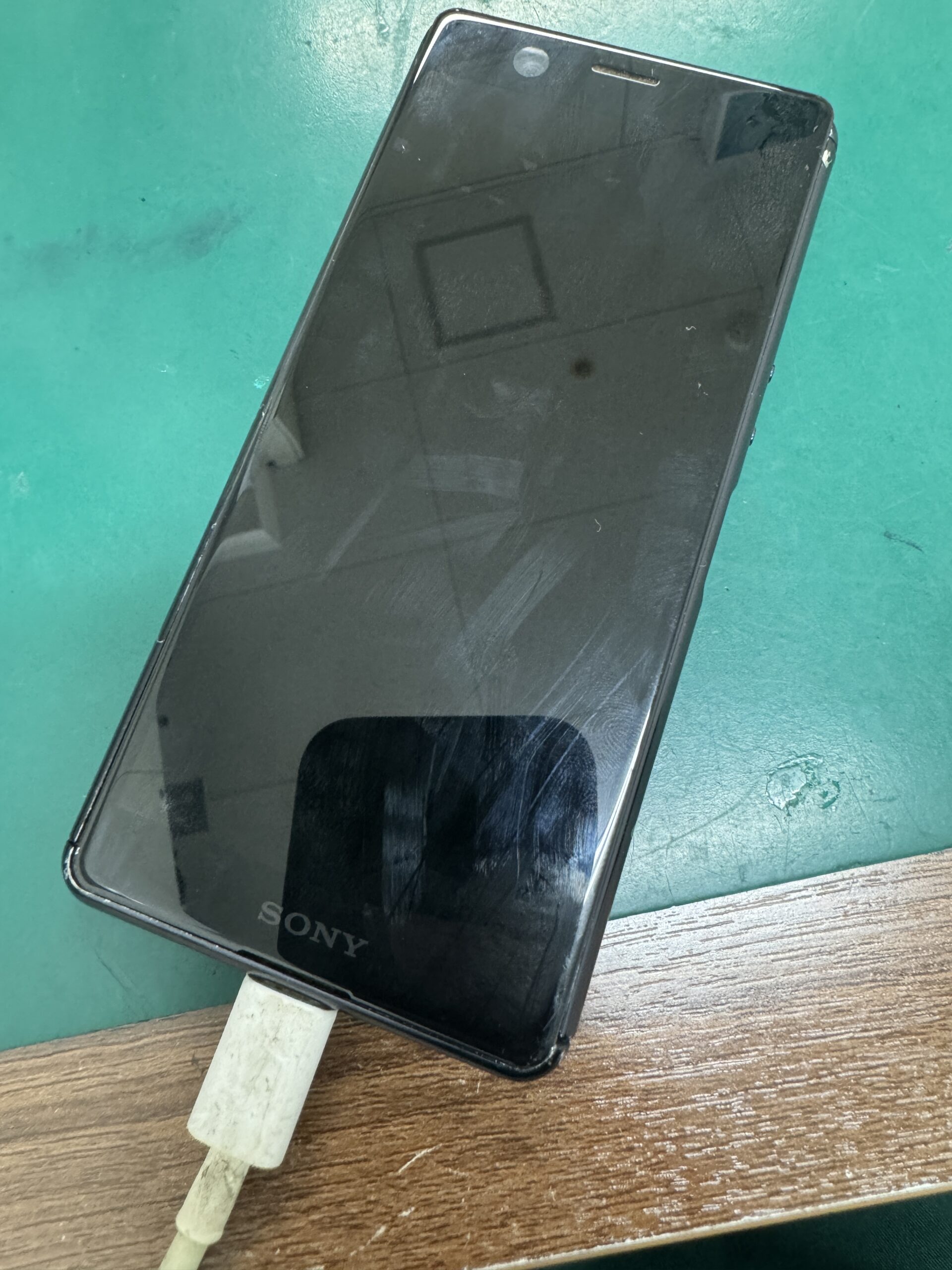 画面が映らなくなったXperia ACE Ⅲを即日修理！ | スマホ修理の