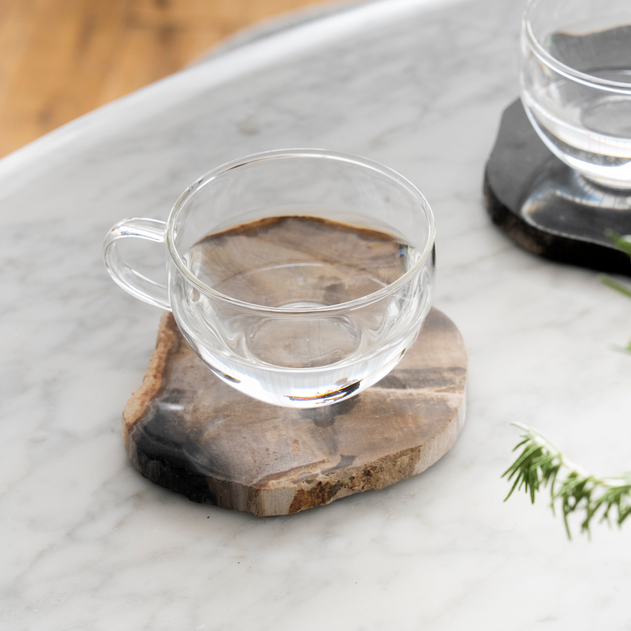 WOOD COASTER ｜ 永い時が育んだ珪化木のコースター