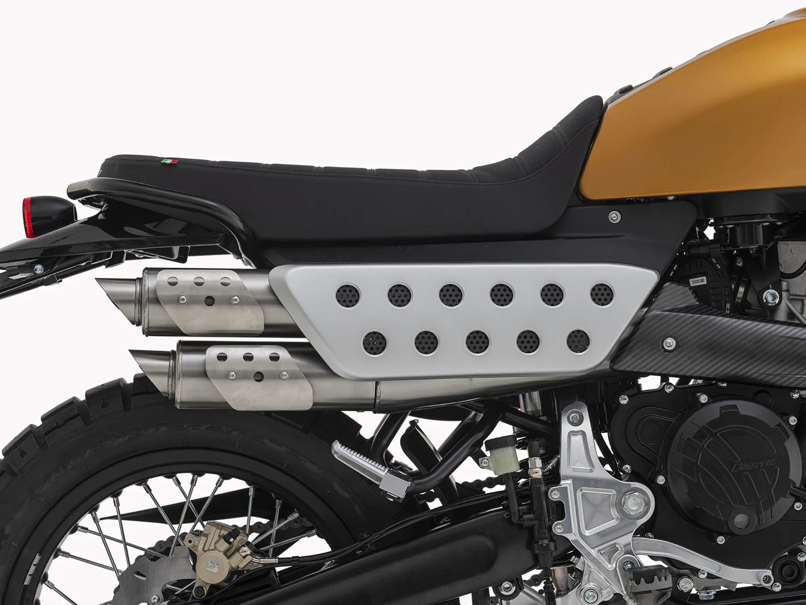 FANTIC Caballero Scrambler 500 DEULUXE MY25 | MOTORISTS モータ