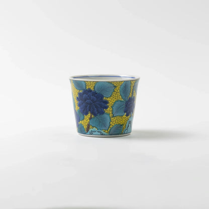 九谷焼 猪口 古九谷青手土坡に牡丹図 – 漆陶舗あらき 輪島塗 九谷焼