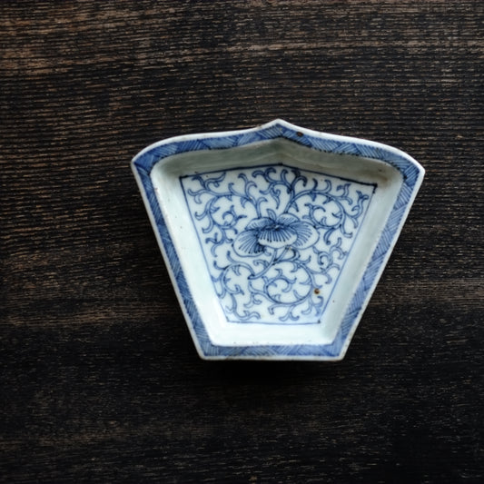 青花 古染付 新渡染付 – 逢季荘