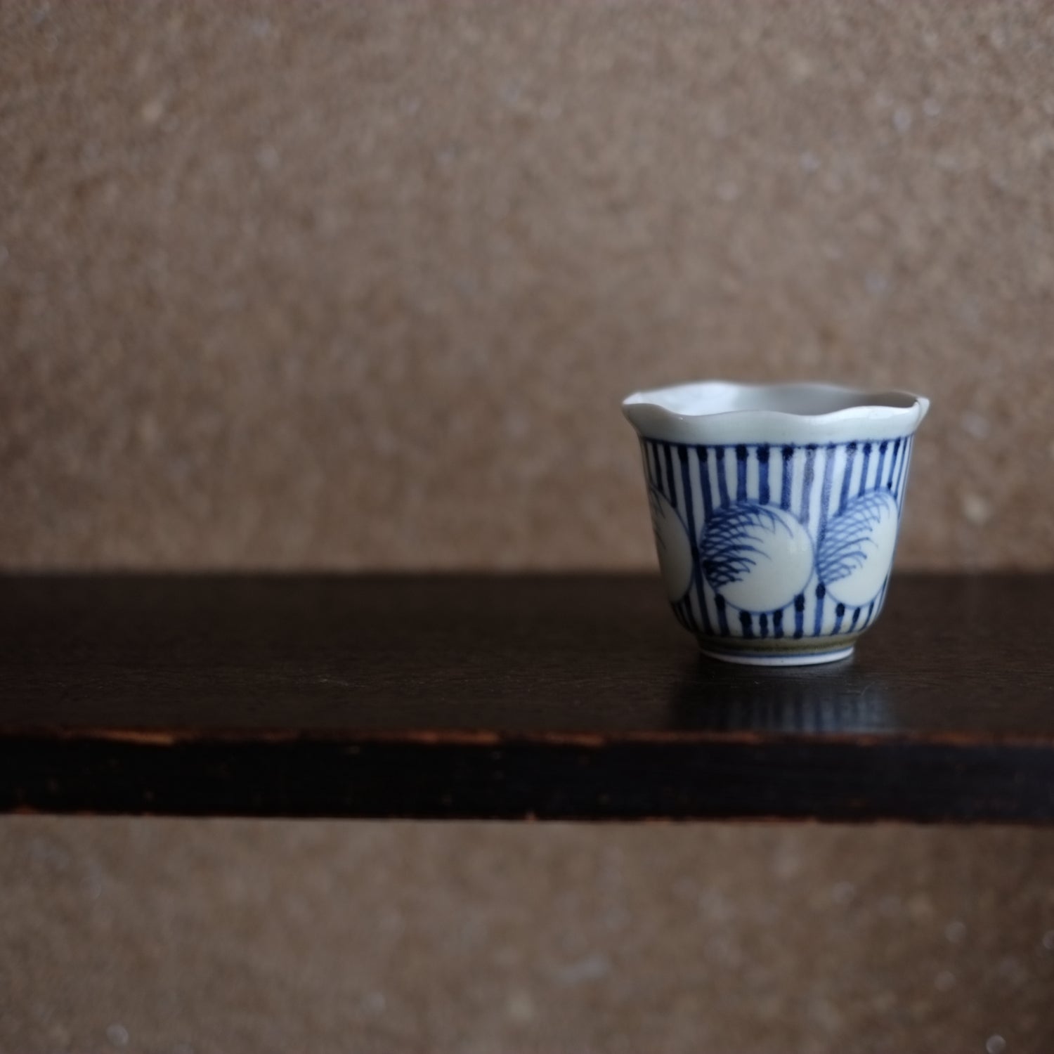 時代 縞丸文染付 輪花向付 湯呑 （幕末-明治頃） – 逢季荘