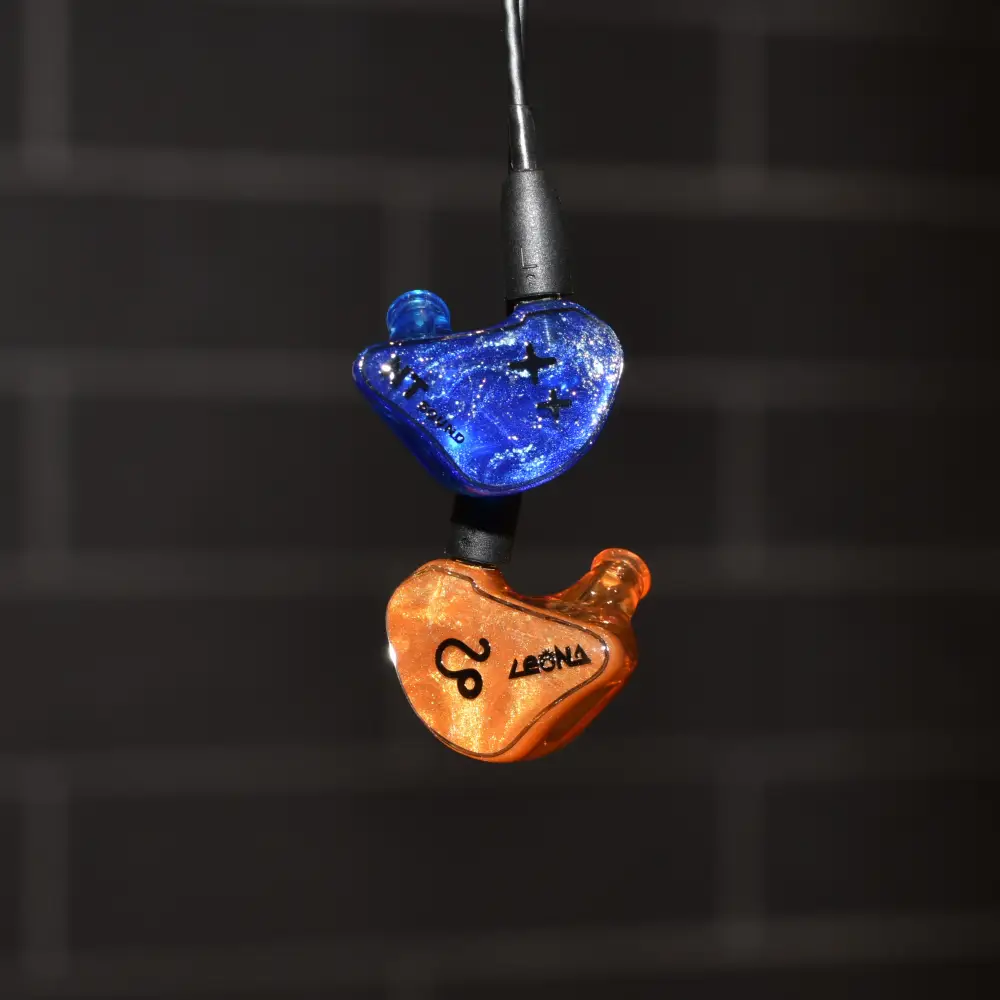 TM003-LON | 獅子神レオナ×TuneMATE コラボイヤホン