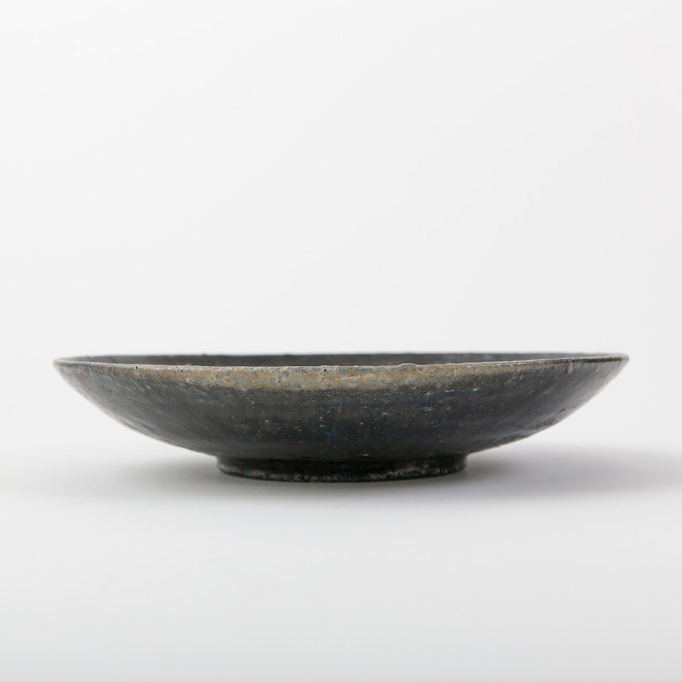 八田亨 黒掛7寸皿 ｜Discover Japan 公式オンラインショップ