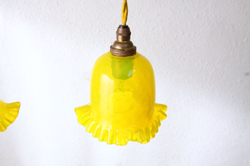 イエローブロウウランガラス フレンチヴィクトリアンフリルシェード