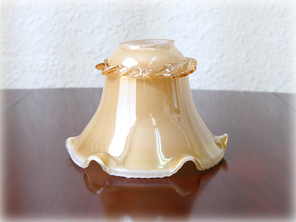 アンバー&ミルクガラスフリルランプシェード ｜アンティーク家具・照明