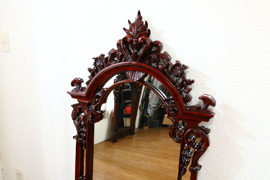 ヴィクトリアンスタイル マホガニーウォールミラー｜アンティーク家具