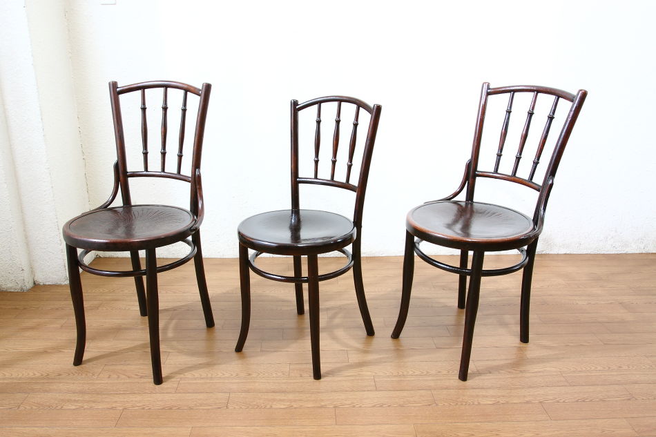 ヨゼフ・ホフマンJOSEF HOFFMANベントウッドスピンドルバックチェア