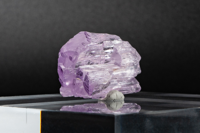 アフガニスタン産 クンツァイト原石 ～ 吉祥寺の天然石販売の「elfhame