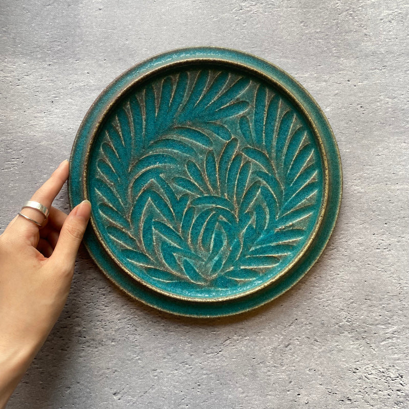 フラット丸プレート7寸 青｜藤原純（信楽焼 陶器） – nokaze｜陶器、和