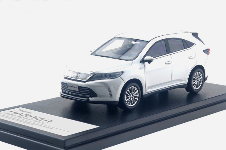 楽天市場】トヨタ特注 1/30 トヨタ ハリアー 80系 4代目 ホワイト