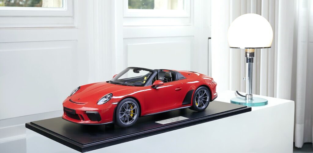 楽天市場】ミニチャンプス 1/8 ポルシェ 911 (992) カレラ 4S 2020 GT