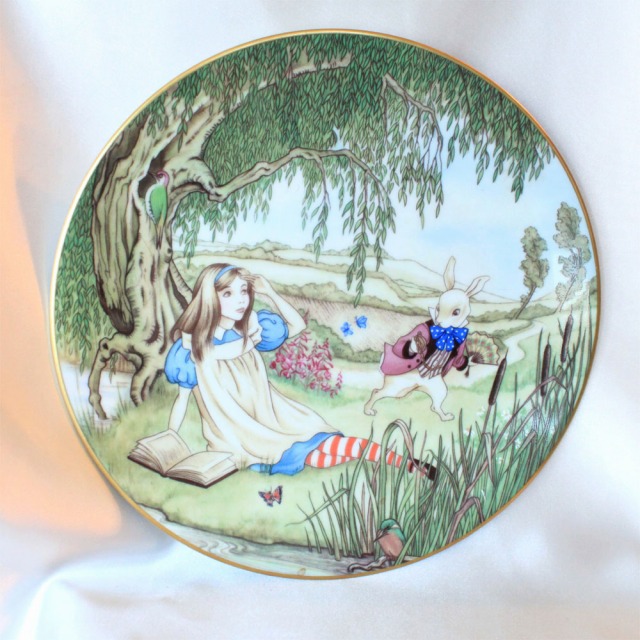 楽天市場】不思議の国のアリスの絵皿 タルトを盗んだのは誰？ 裁判