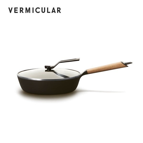 VERMICULAR(バーミキュラ)フライパン 24cm DEEP オーク[ガラスリッド