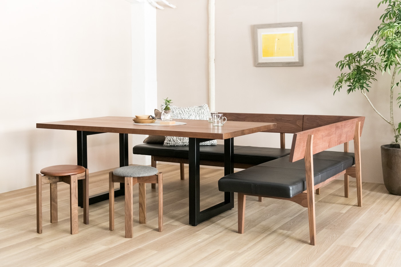 マーク スツール (樹種ウォールナット（オイル仕上げ） 張地ランク