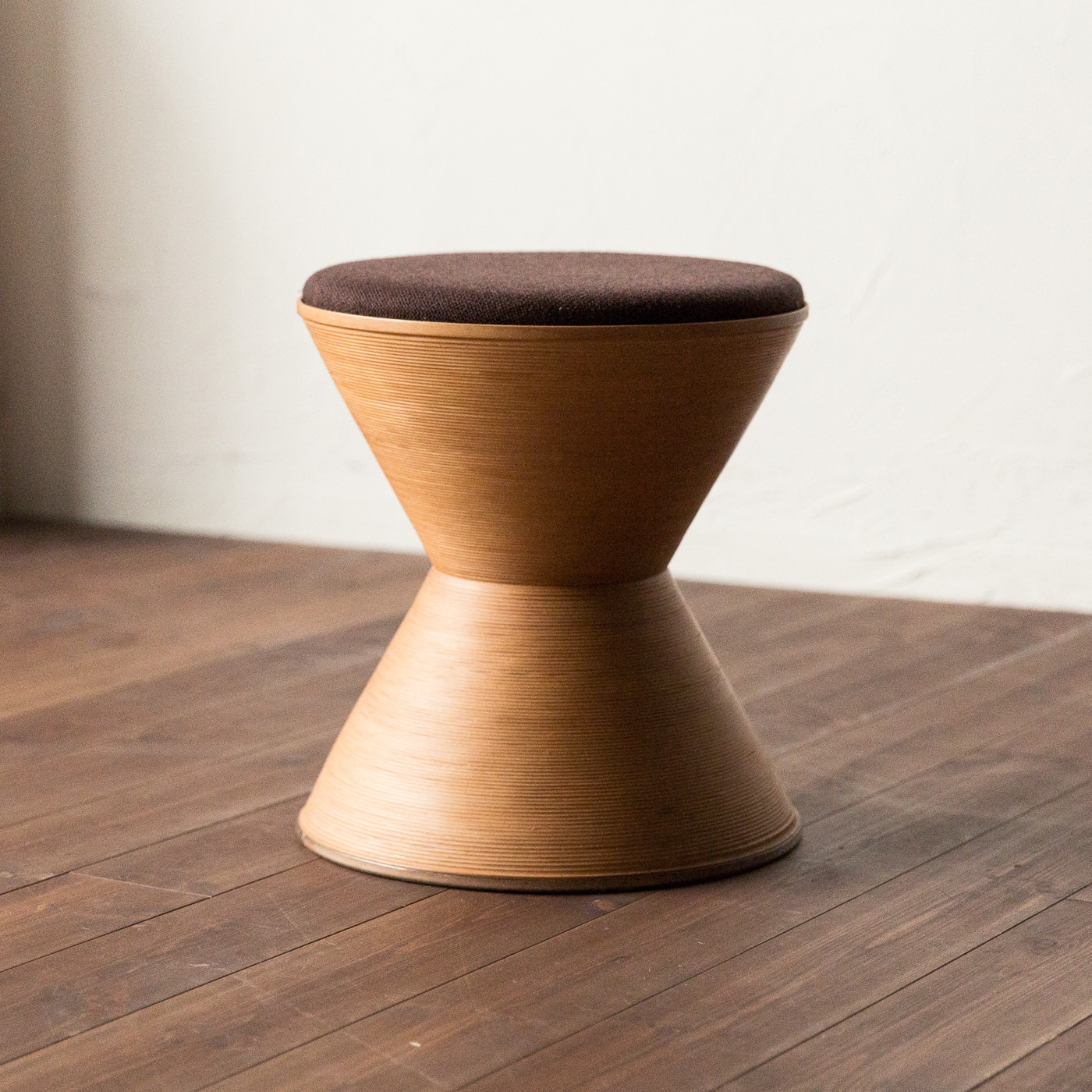 ブナコ エントランススツール (本体ライトブラウン 座面ファブリック