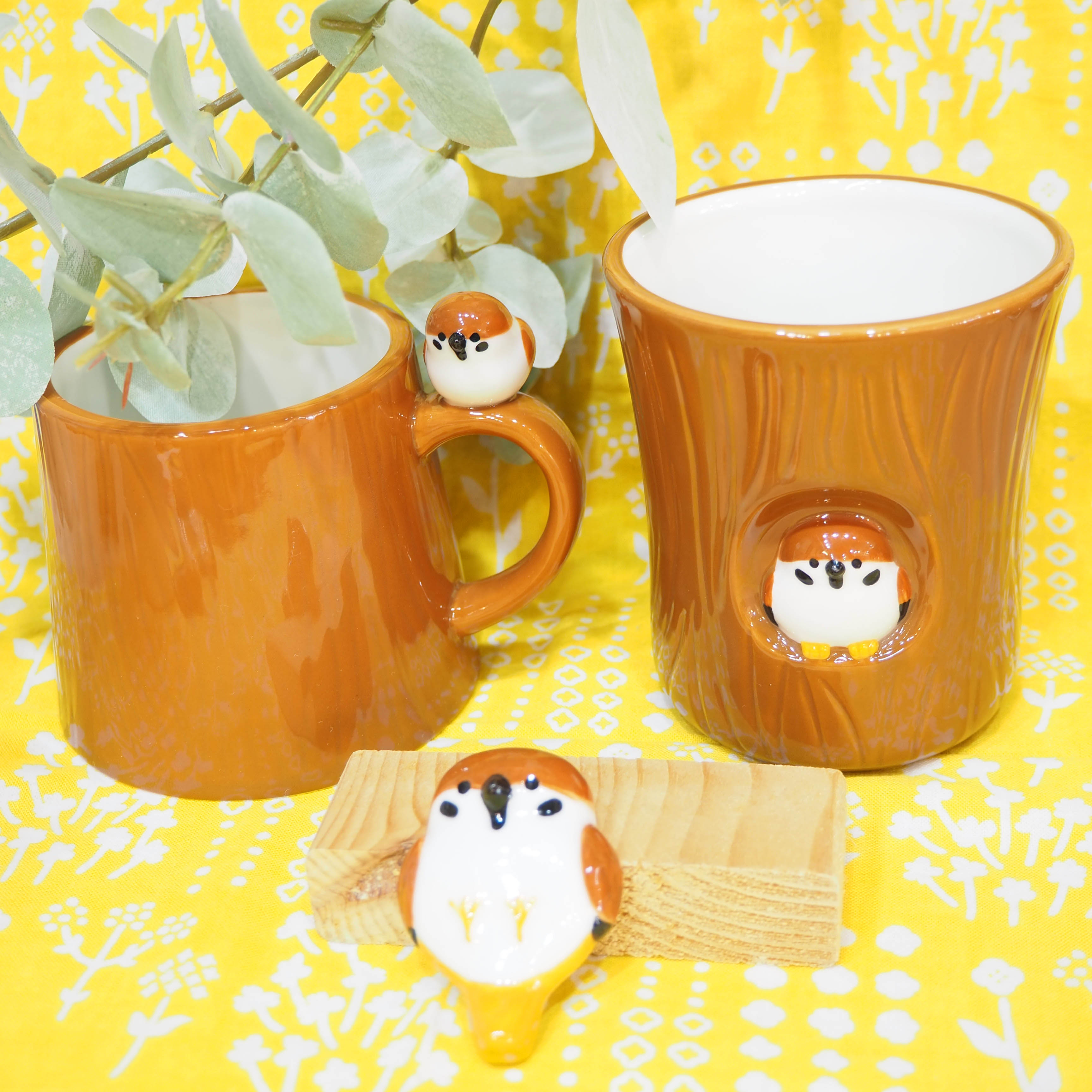 ギャラリーしろちどり / ニホンノコトリ 「 切り株 マグ （スズメ） 」