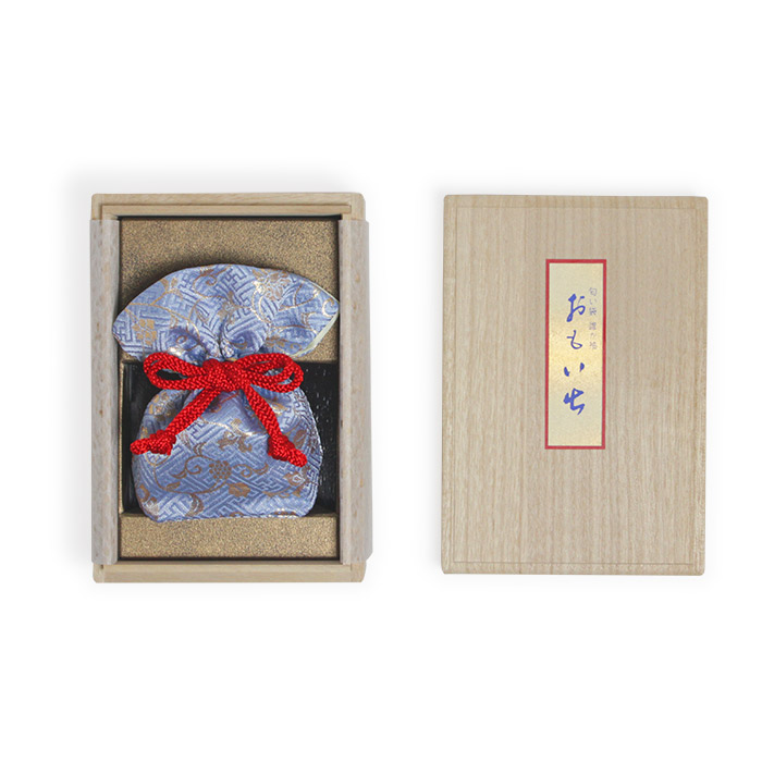 ウェブショップ誰が袖 極品 おもいで/敷板 桐箱入: 香りをまとう【公式