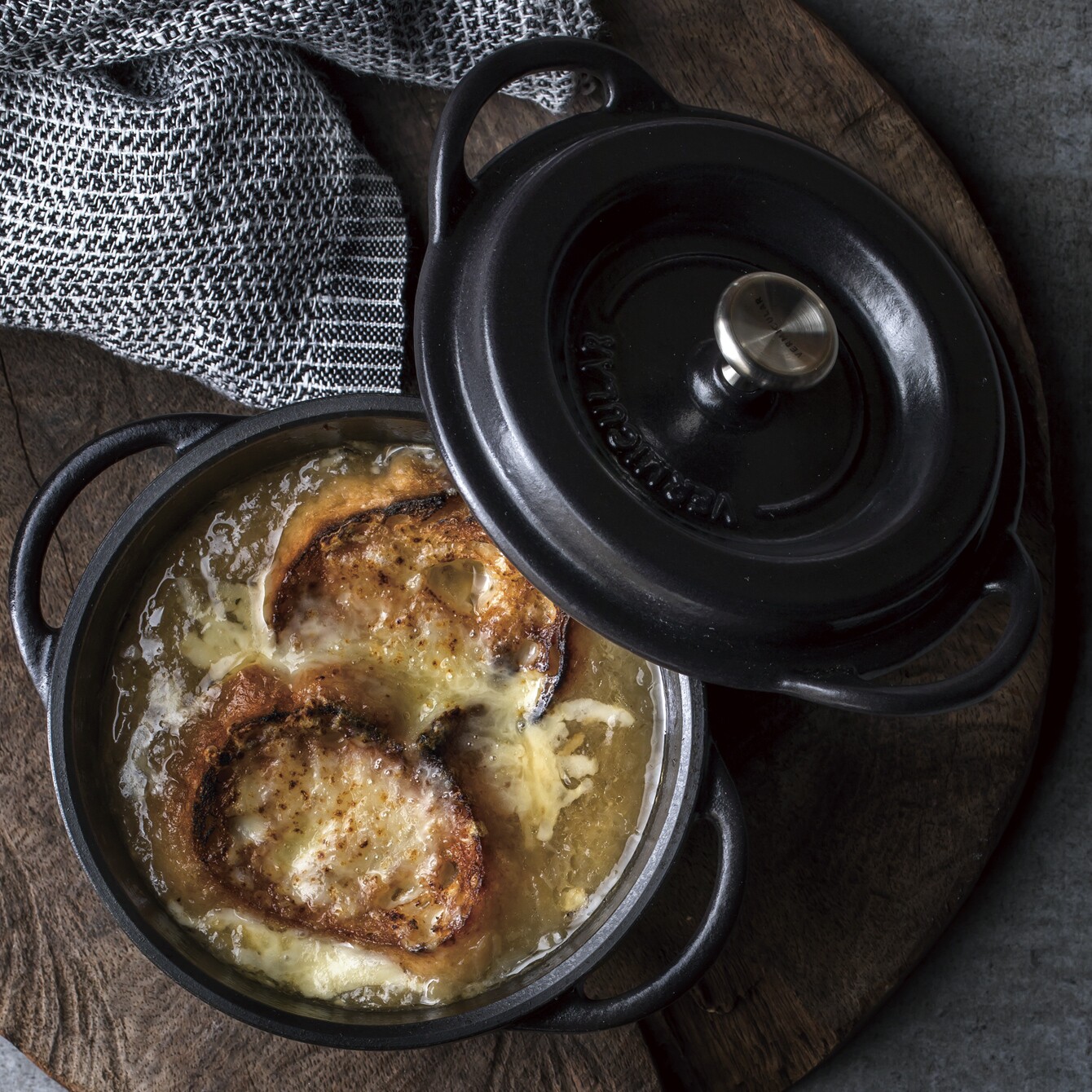 オーブンポット 1 14cm[マットブラック］ | バーミキュラ公式