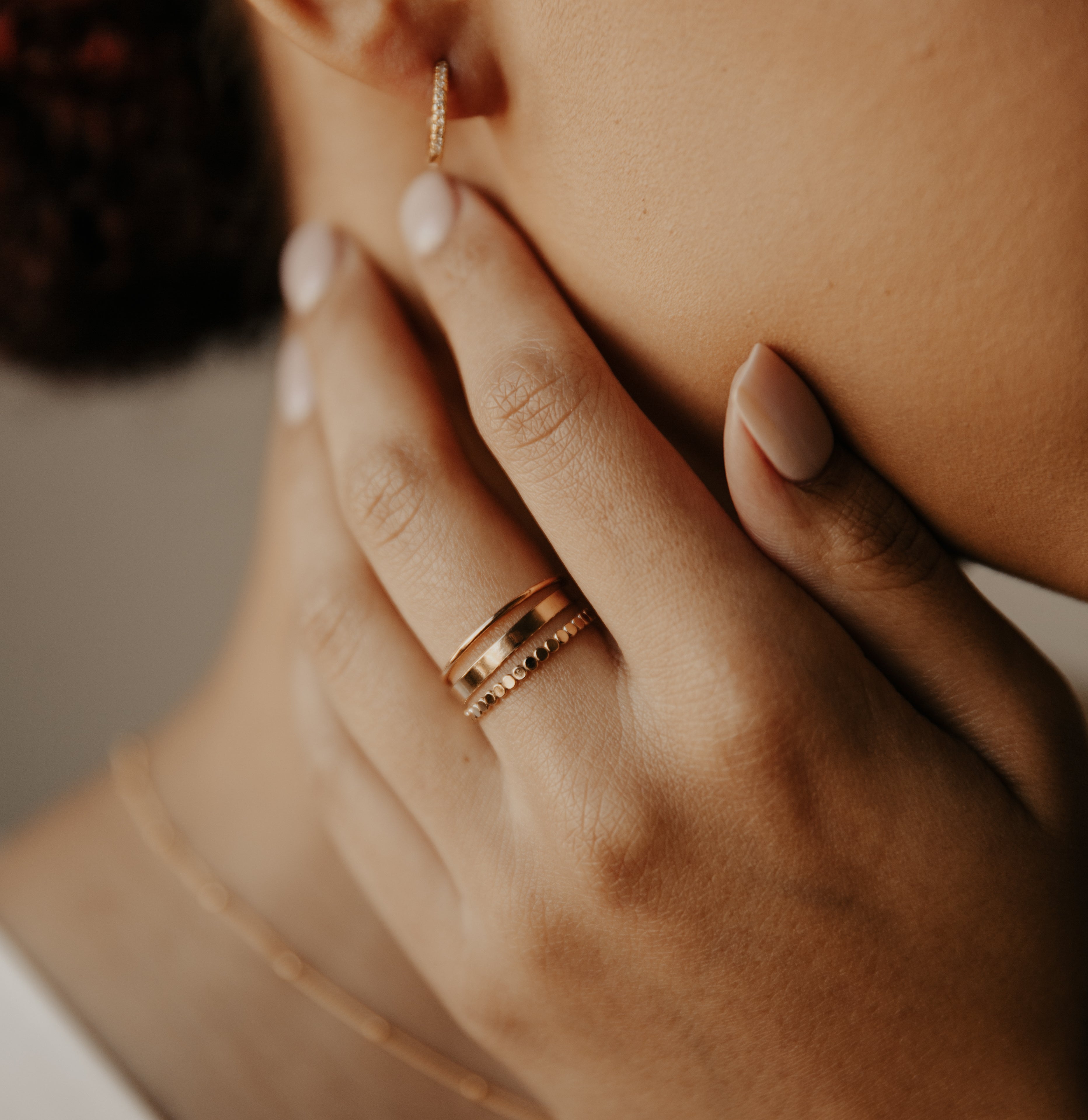 Thick Smooth Band Ring – Azil Boutique