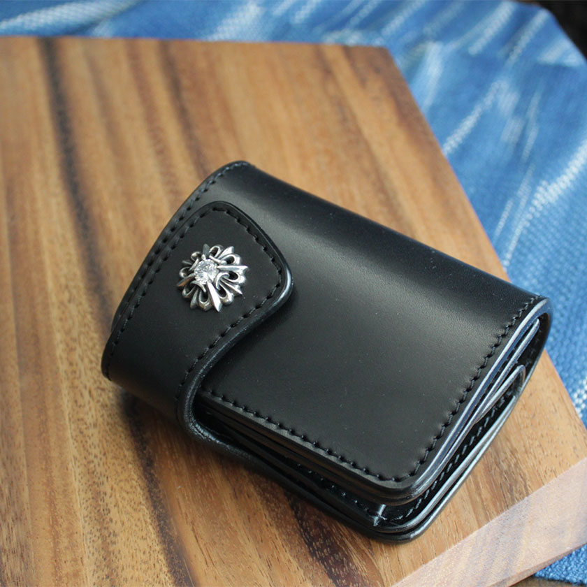 栃木レザー 二つ折り 財布 バイカーズウォレット ヌメ本革 黒サドル