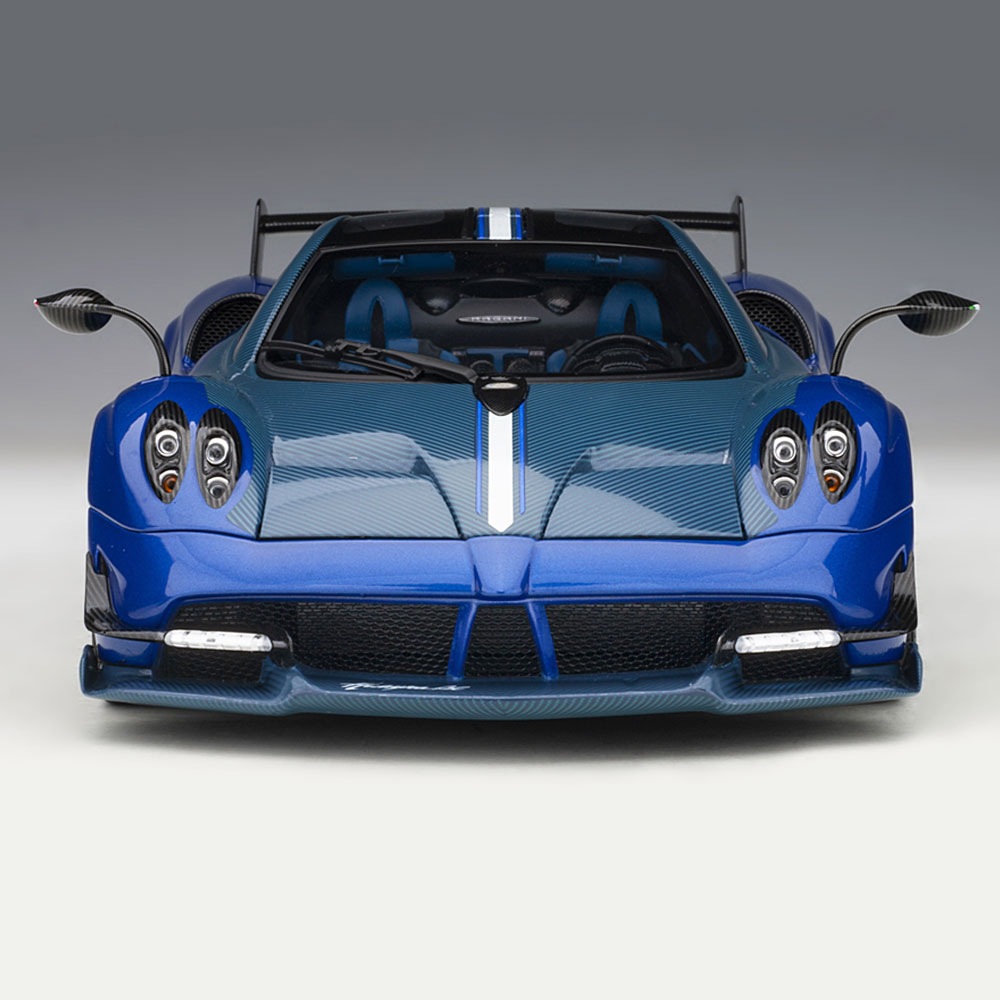 ミニカー 1/18 パガーニ ウアイラ BC メタリック ブルー カーボン