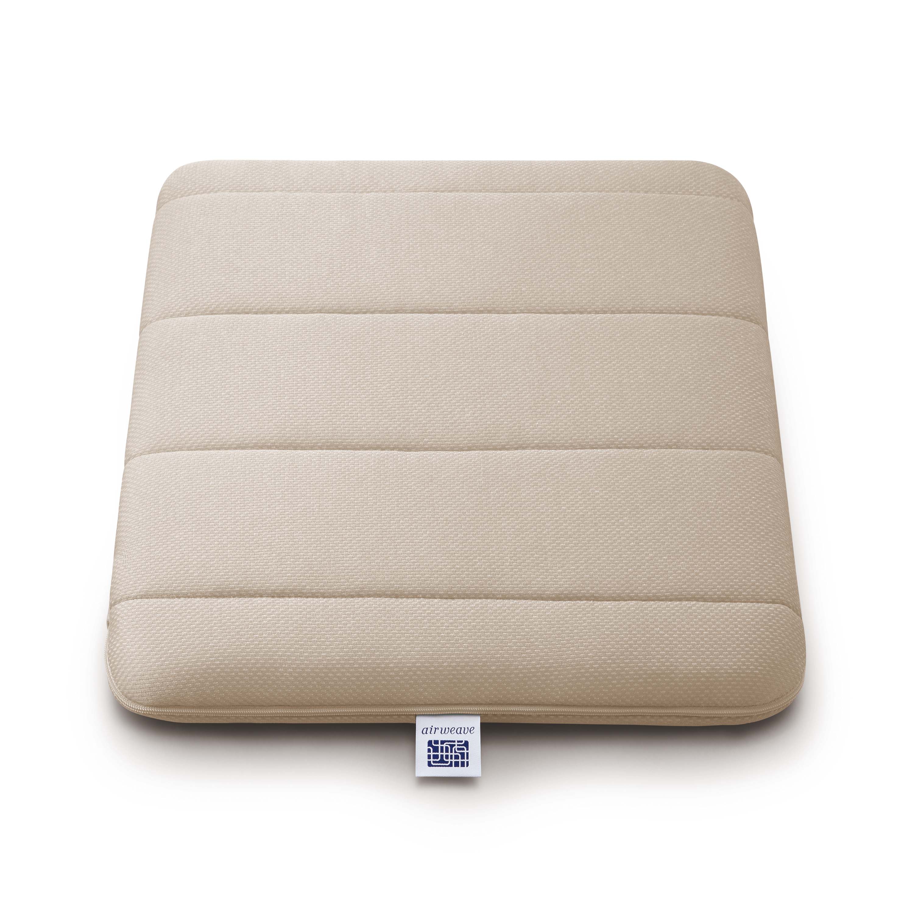 エアウィーヴ（airweave） クッション 日本製 水洗い可能 通気性抜群