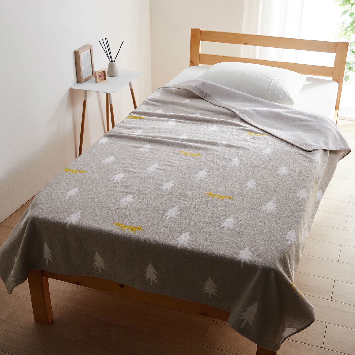 ベルメゾン（BELLE MAISON） タオルケット 肌掛け布団 ケット シングル