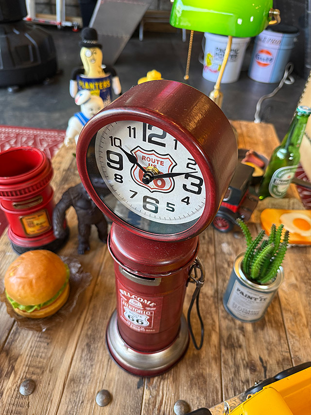 ルート66 ガスポンプ バンク＆クロック ブリキオブジェ 貯金箱