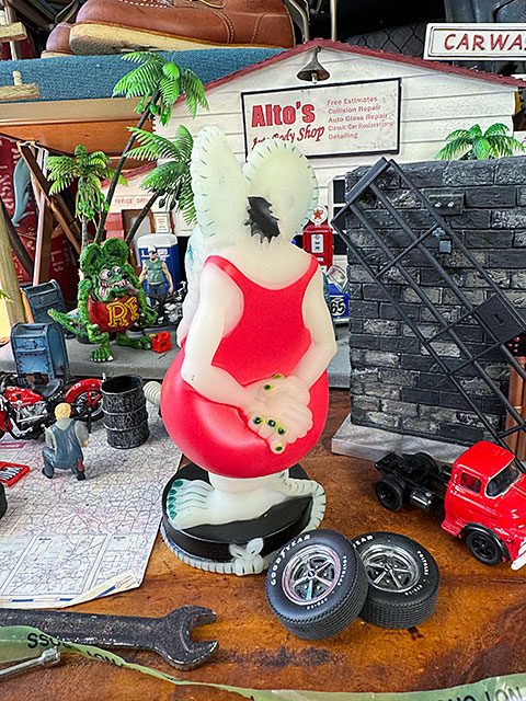 RAT FINK（ラットフィンク） ファンコ ボビングヘッド （蓄光モデル