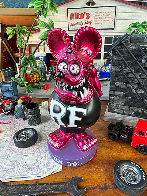 RAT FINK（ラットフィンク） ファンコ ボビングヘッド （メタリック