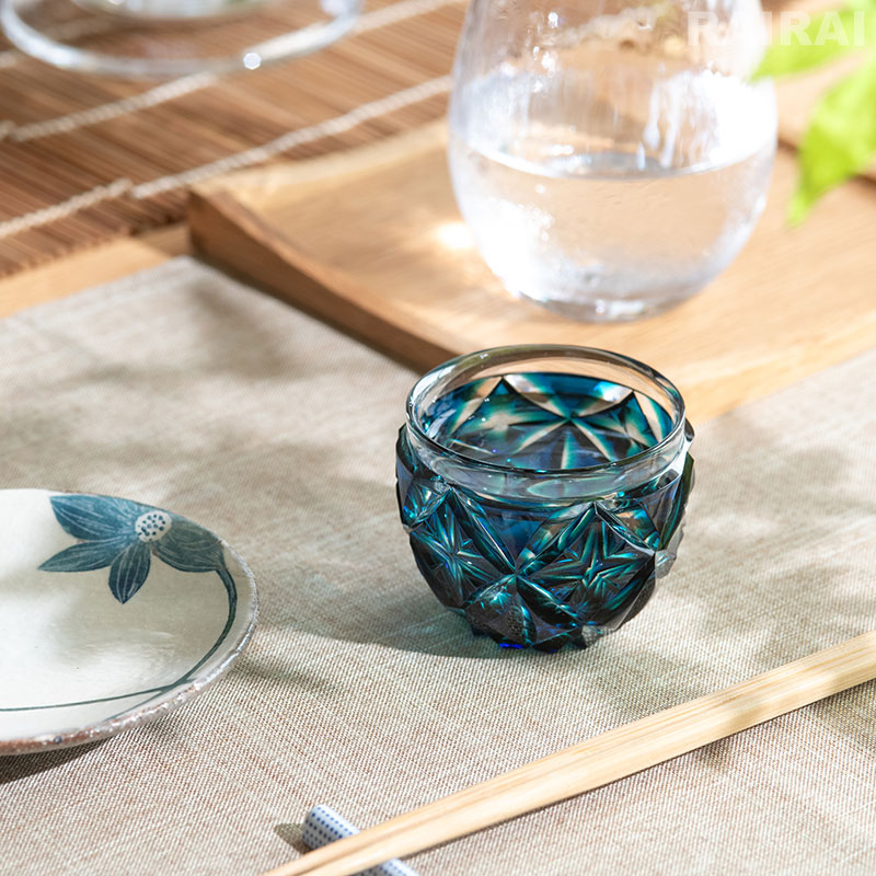 薩摩切子 二色猪口 大 cut206 ルリ緑 二色衣 二色被せ 島津薩摩切子