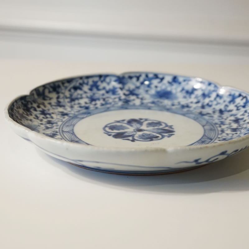 ヴィンテージ 古伊万里 19cm 丸皿 花唐草文 送料無料 和風 伊万里焼