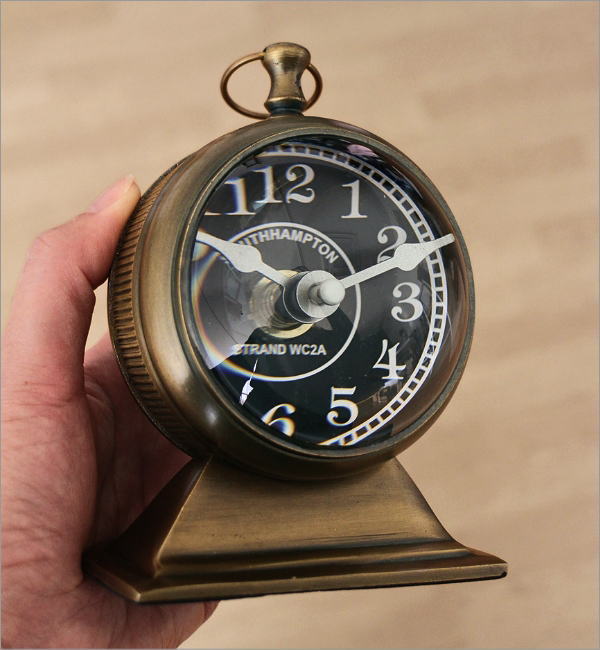 置き時計 置時計 アンティーク おしゃれ アナログ 小さい 羅針盤